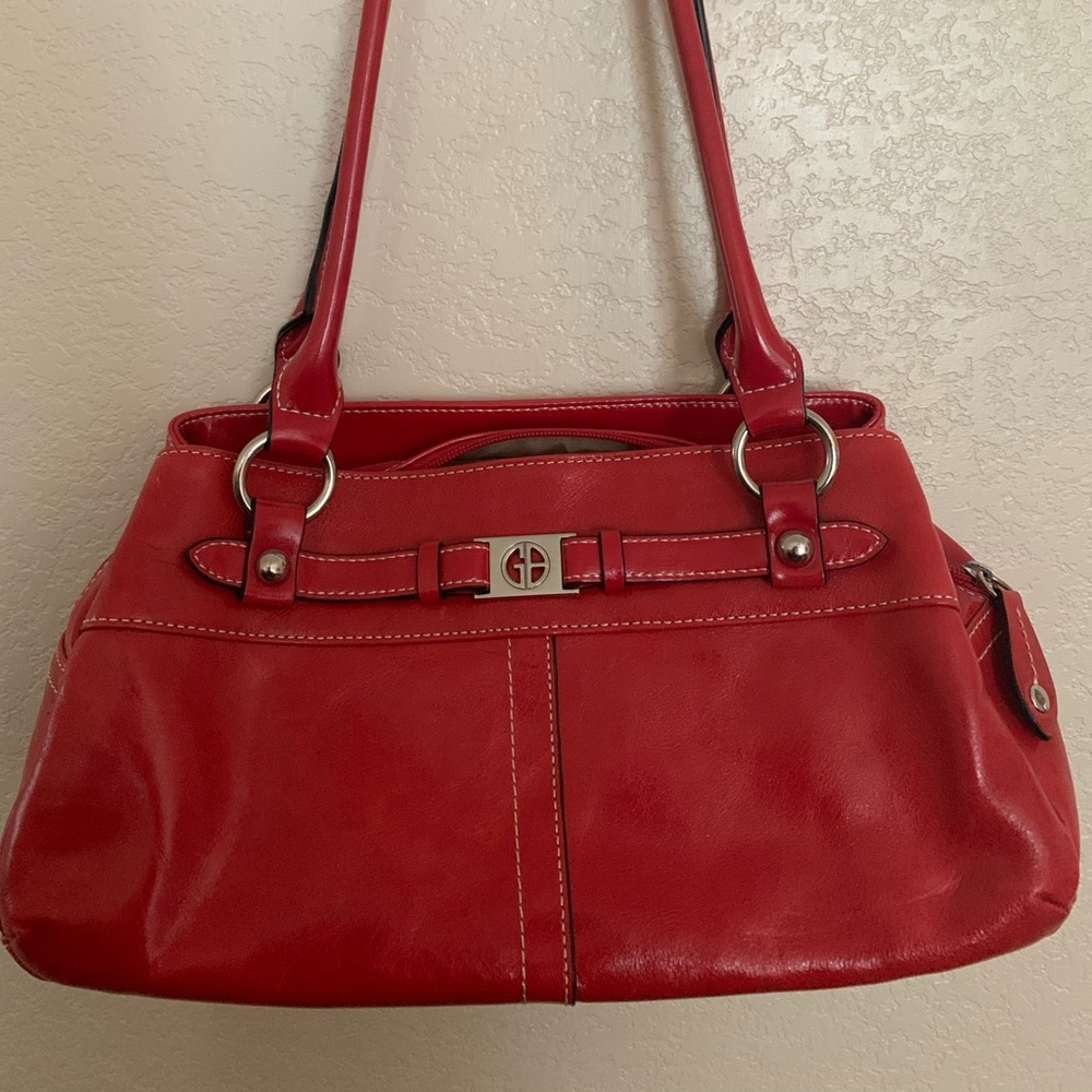 Shoulder bag red